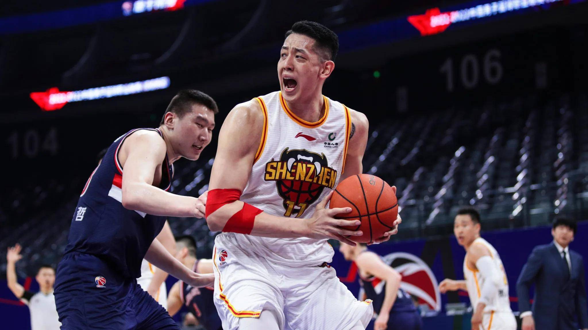 关于机敏巧妙进攻，战胜防守强队的信息