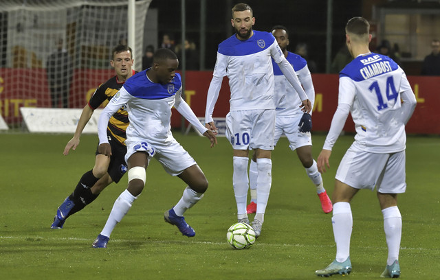 包含里昂前锋状态回勇,助力球队迎来连胜的词条 包含里昂前锋状态回勇,助力球队迎来连胜的词条