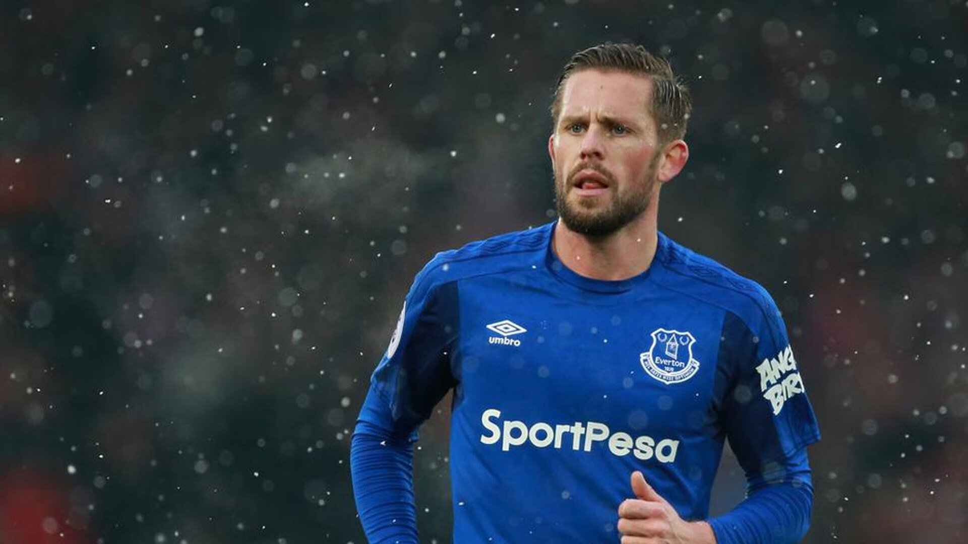 奇迹与统治,从玻利维亚高原到德甲绿茵,足球的两种翻盘叙事